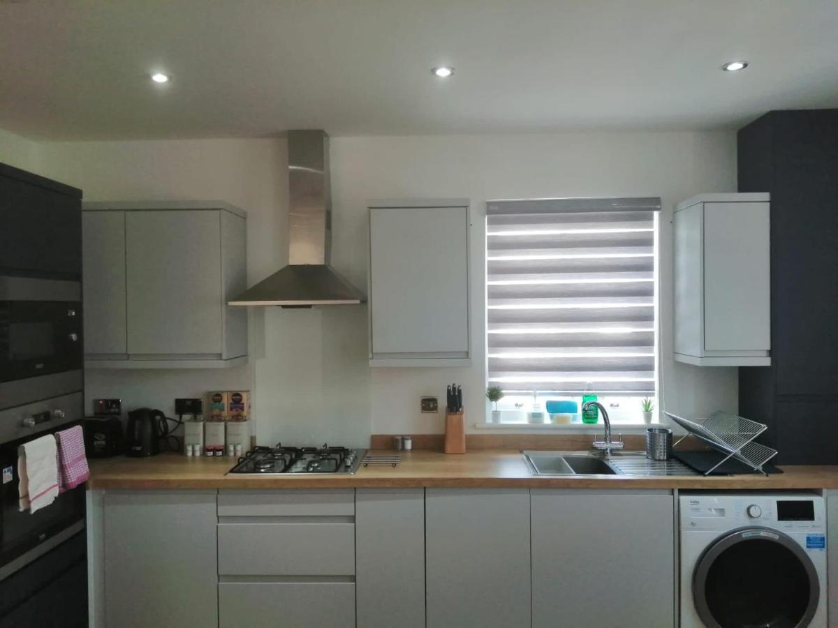 Apartment No 8 - Stay In Style In The Heart Of The Cathedral City. Truro Exterior foto