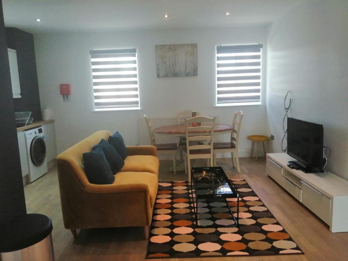 Apartment No 8 - Stay In Style In The Heart Of The Cathedral City. Truro Exterior foto
